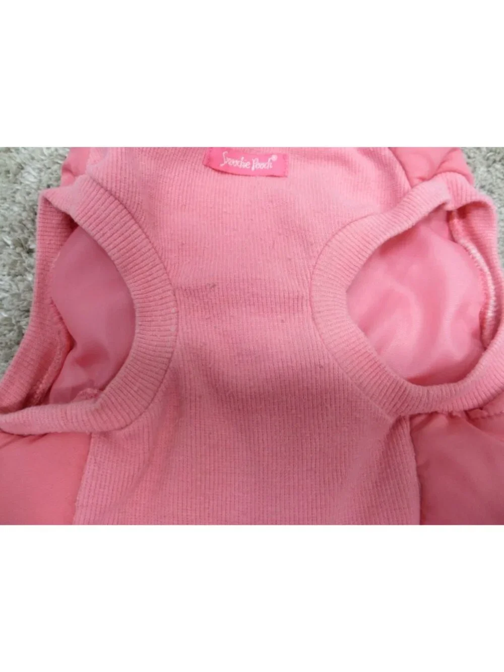 SMOOCHIE POOCH BY PETCO PINK RUFFLE AND RHINESTONE DOG SWEATER PRE-OWNED MEDIUM